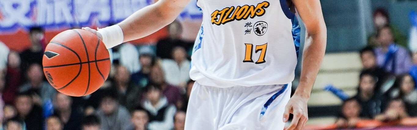 差距很大！广厦11次抢断&amp;山西仅1次 失误广厦5-16山西
