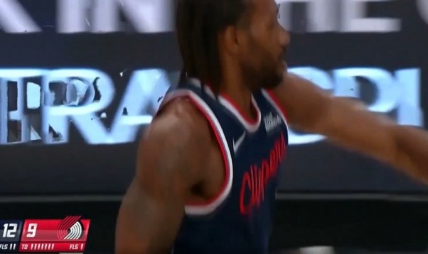 kaiyun-回击一波10-0！伦纳德转换背打转身上下步上篮打停开拓者